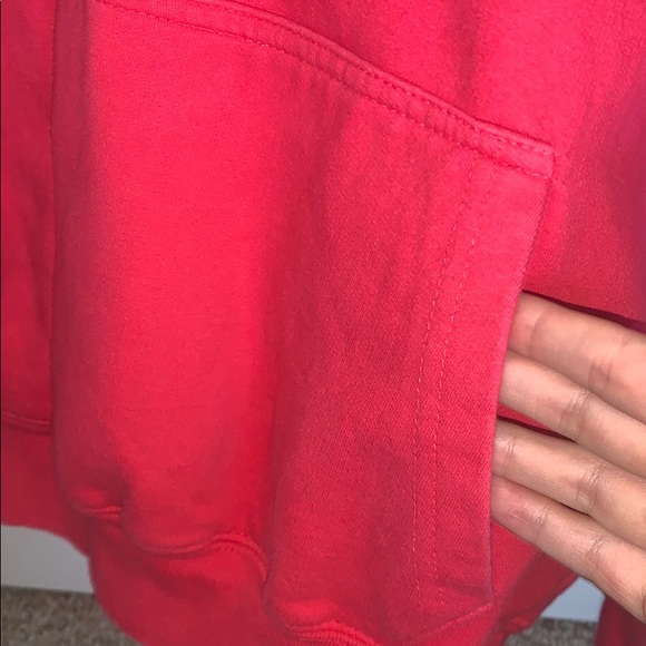 hot pink OUTER BANKS sweatshirt - Picture 3 of 6